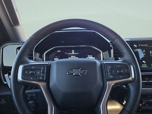 Used 2024 Chevrolet Silverado 1500 LT Trail Boss w/ Convenience Package II image 34