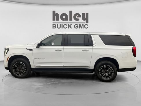 New 2026 GMC Yukon XL Elevation image 2