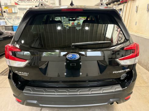 Used 2023 Subaru Forester Limited AWD/4WD image 6