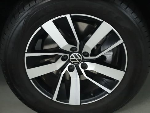 Used 2022 Volkswagen Atlas SE FWD image 10