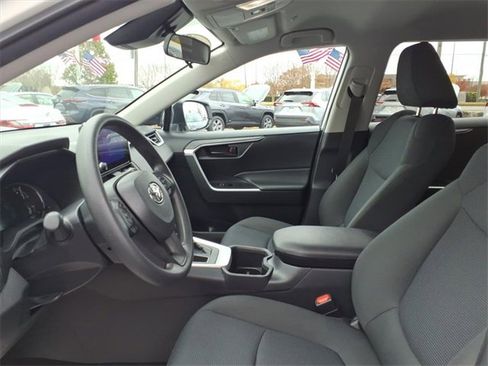 Used 2023 Toyota RAV4 LE image 5