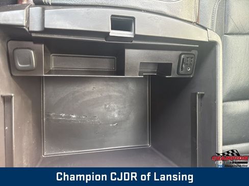 Used 2015 GMC Yukon XL SLT image 41