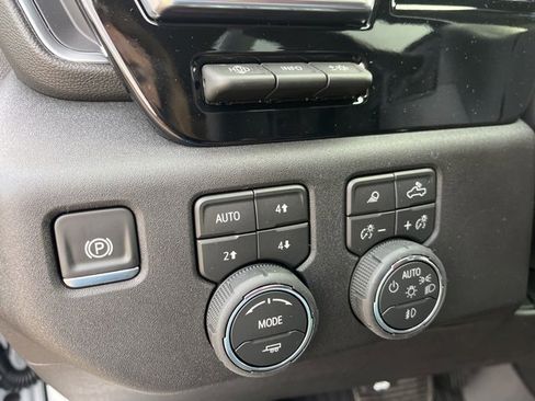 New 2026 Chevrolet Silverado 1500 LTZ w/ LTZ Premium Package image 29