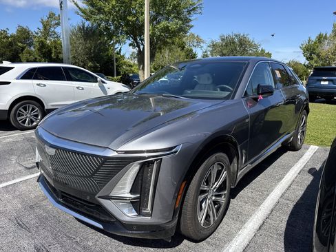 Used 2023 Cadillac Lyriq 2WD image 1