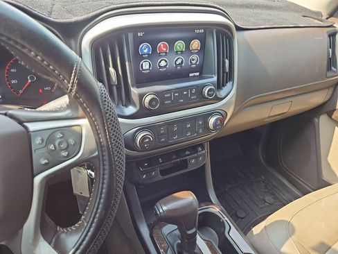 Used 2015 GMC Canyon SLT w/ Driver Alert Package RWD image 19