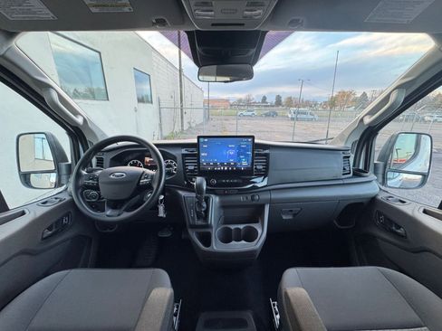 Used 2024 Ford Transit 350 XLT image 32