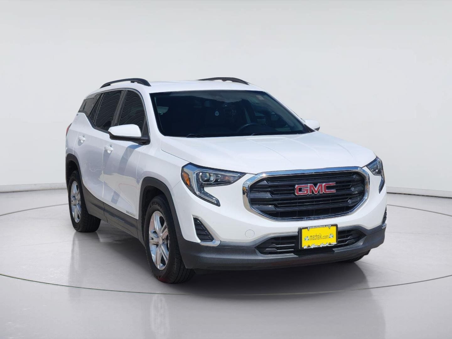 Used 2020 GMC Terrain SLE w/ Driver Convenience Package FWD image 3
