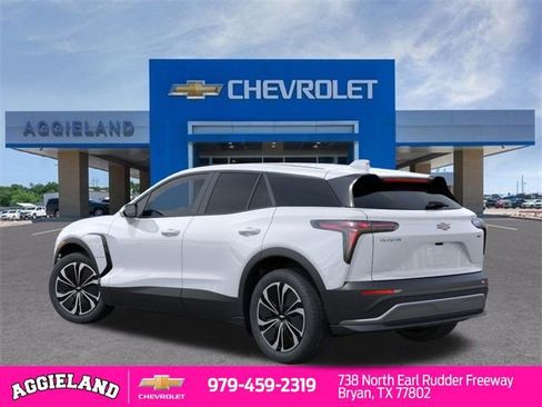 New 2026 Chevrolet Blazer EV LT image 3