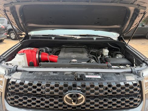 Used 2021 Toyota Tundra Platinum AWD/4WD image 21