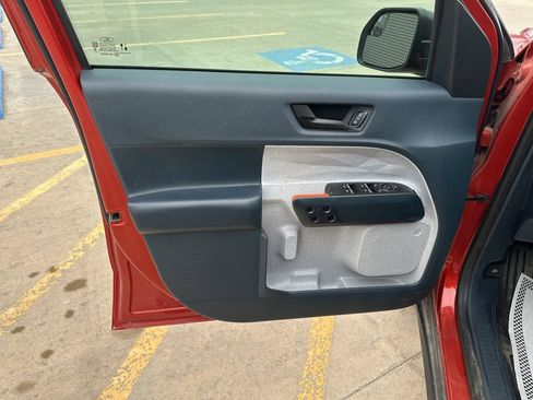 Used 2023 Ford Maverick XLT w/ Equipment Group 300A Standard image 11