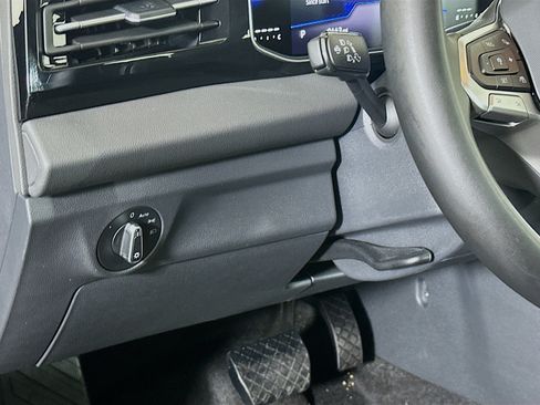 Used 2025 Volkswagen Jetta S FWD image 17