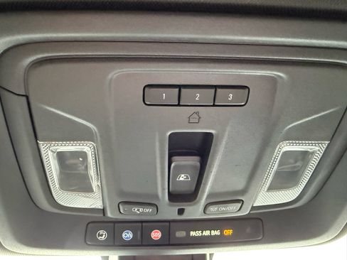 Used 2021 Chevrolet Silverado 2500 High Country image 39