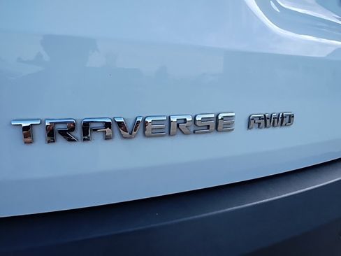 Used 2020 Chevrolet Traverse RS image 14