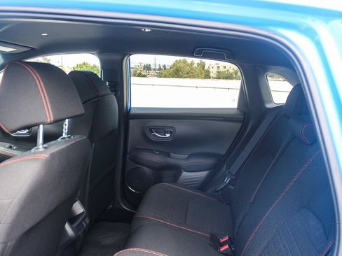 Certified 2026 Honda HR-V Sport image 19