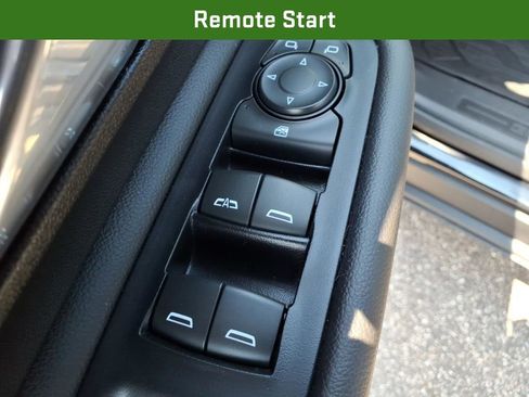 Certified 2023 GMC Terrain SLE w/ Driver Convenience Package FWD image 27