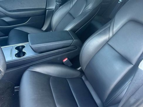 Used 2022 Tesla Model 3 Long Range AWD/4WD image 2
