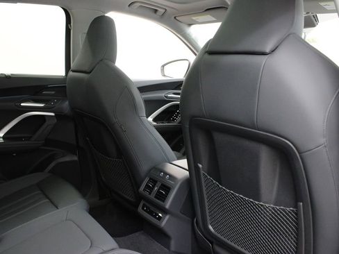 New 2025 Audi Q5 Prestige image 19