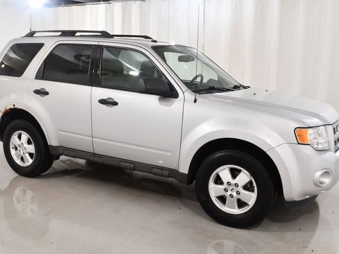 Used 2012 Ford Escape XLT AWD/4WD image 5