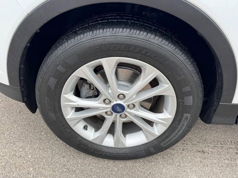 Used 2018 Ford Escape SE image 7