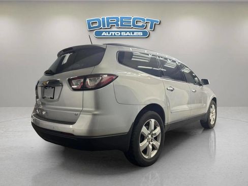 Used 2017 Chevrolet Traverse LT w/ Style and Technology Package AWD/4WD image 6
