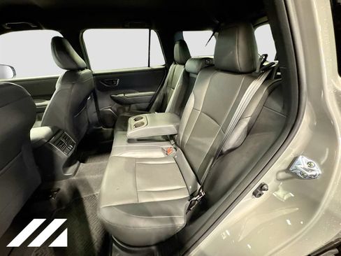 Used 2026 Subaru Outback Premium AWD/4WD image 24