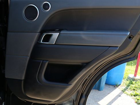 Used 2015 Land Rover Range Rover Sport Supercharged image 43