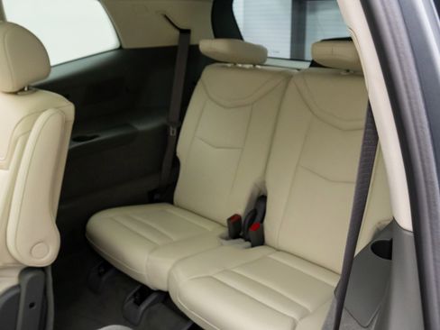 Certified 2023 Cadillac XT6 Premium Luxury image 22
