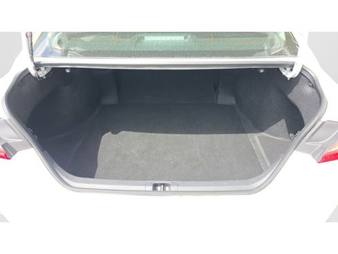 Used 2025 Toyota Camry LE FWD image 9