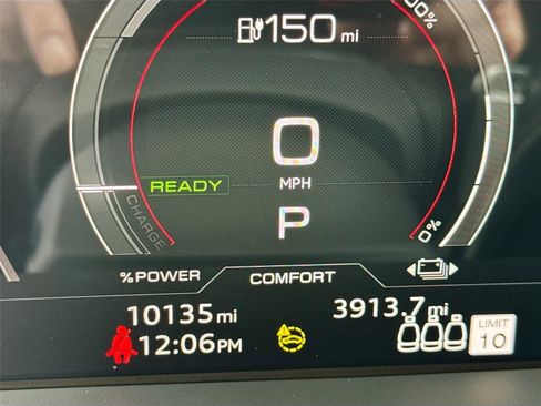 Used 2024 Audi RS e-tron GT w/ Carbon Performance Package AWD/4WD image 12