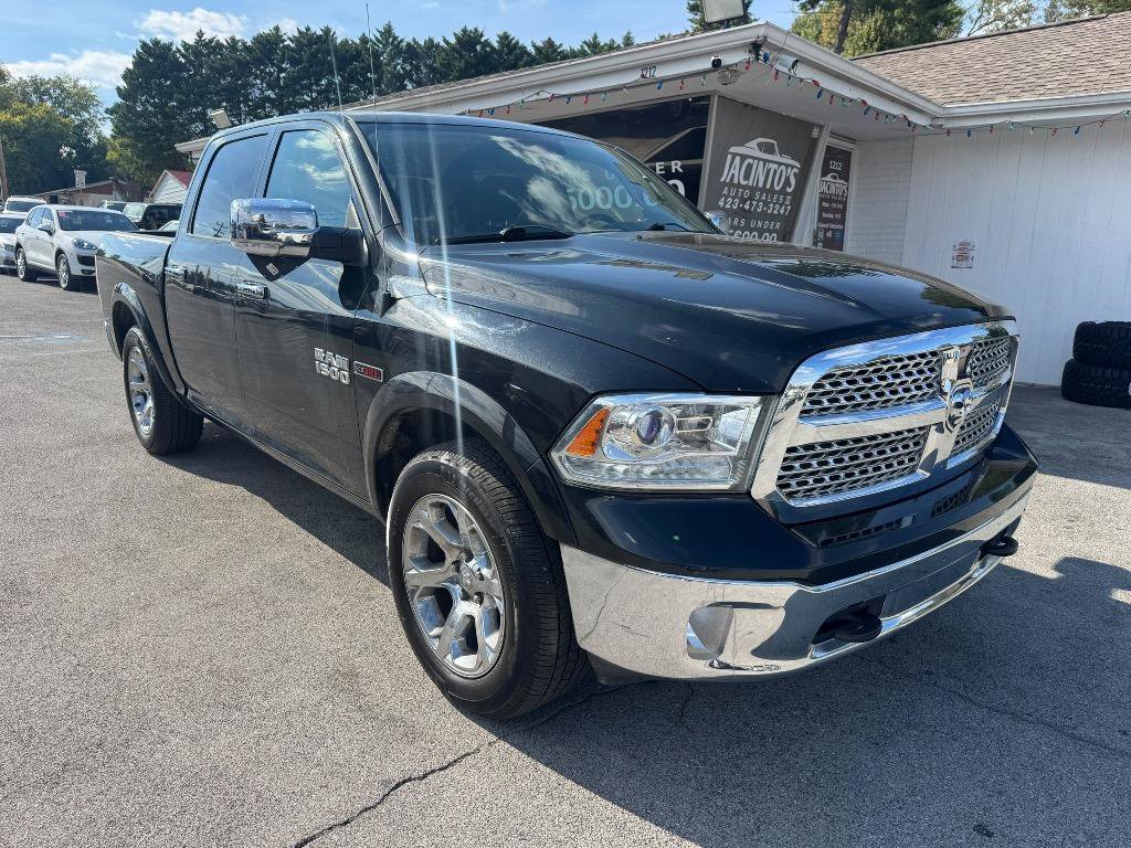 Used 2016 RAM 1500 Laramie w/ Convenience Group AWD/4WD image 1