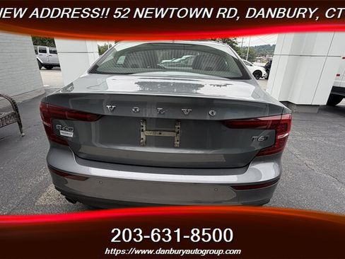 Used 2020 Volvo S60 T6 Momentum w/ Premium Package AWD/4WD image 4
