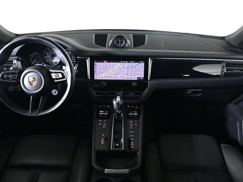 Certified 2023 Porsche Macan S image 12