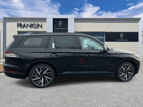 New 2026 Lincoln Aviator Black Label w/ Jet Appearance Package AWD/4WD image 8