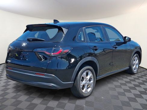 Used 2024 Honda HR-V LX image 7