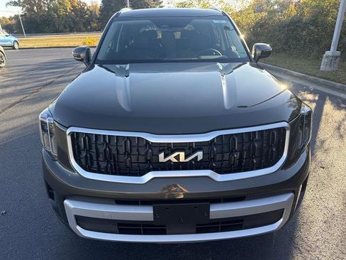 New 2025 Kia Telluride EX image 2