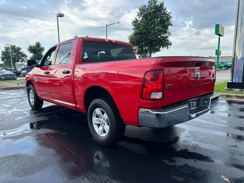 Used 2022 RAM 1500 Classic SLT image 6