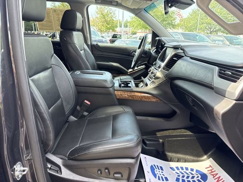 Used 2016 Chevrolet Suburban LTZ AWD/4WD image 25