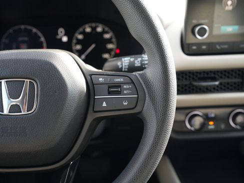 Used 2023 Honda HR-V LX image 22