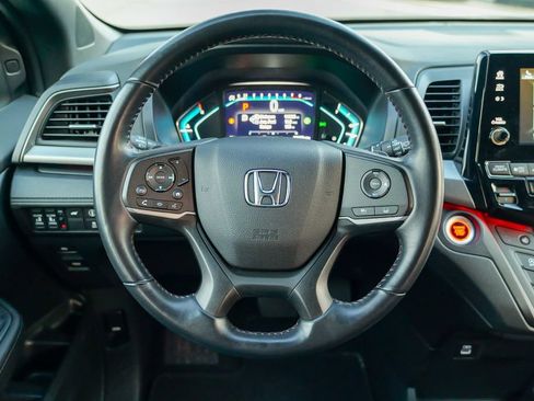 Used 2023 Honda Odyssey Sport image 42