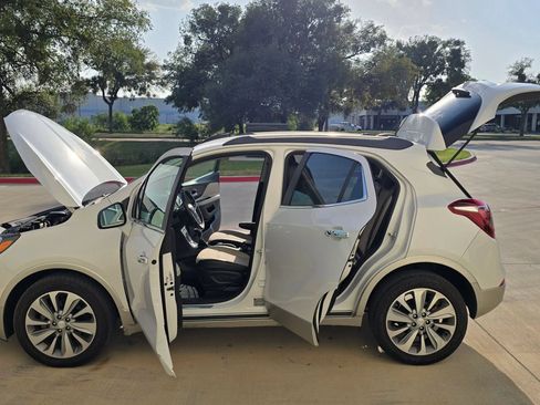 Used 2018 Buick Encore Preferred FWD image 14