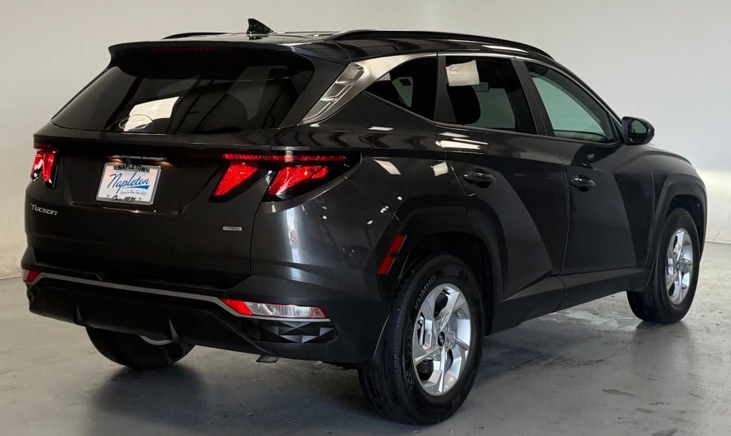 Used 2024 Hyundai Tucson SEL AWD/4WD image 3
