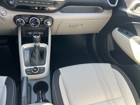 New 2026 Hyundai Venue SEL FWD image 33