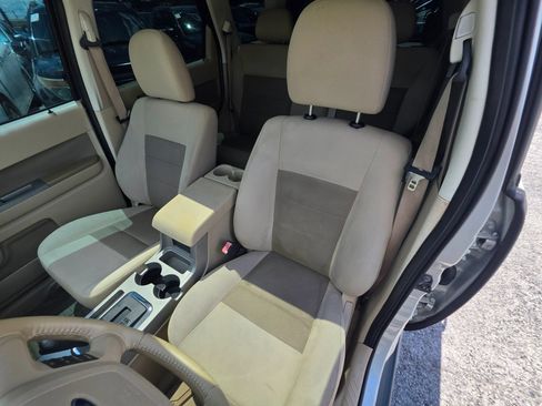 Used 2009 Ford Escape XLT FWD image 11