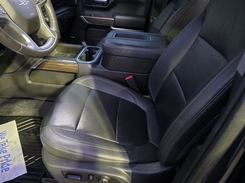 Used 2021 Chevrolet Silverado 1500 LT Trail Boss w/ Convenience Package II image 17