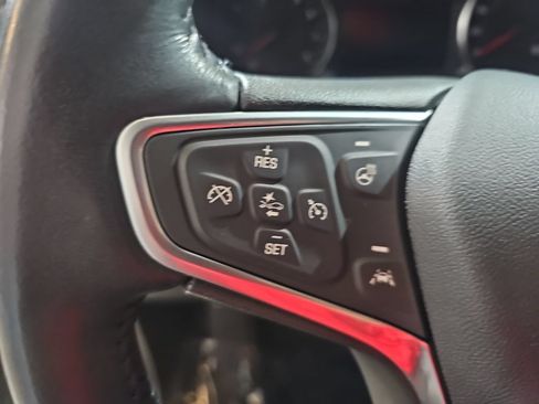 Used 2022 Chevrolet Equinox Premier FWD image 17