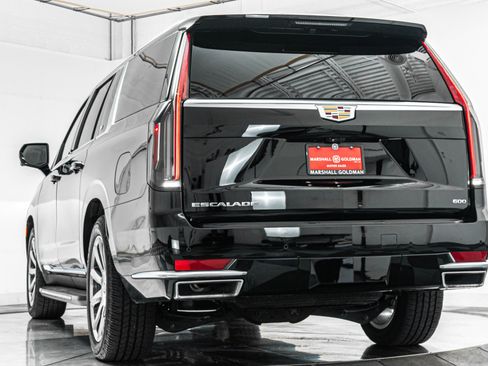 Used 2023 Cadillac Escalade ESV Premium Luxury Platinum AWD/4WD image 7