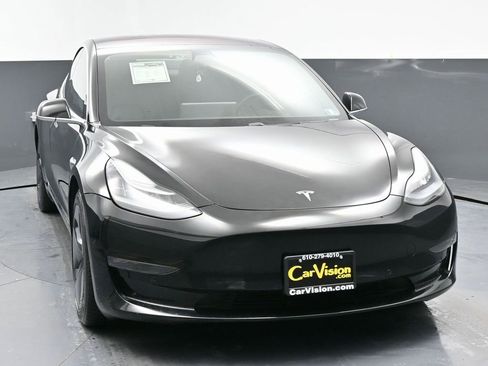 Used 2018 Tesla Model 3 Long Range image 3