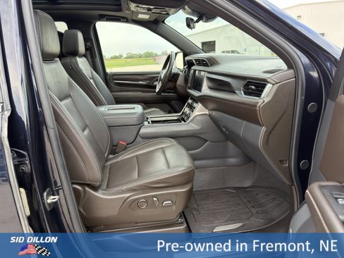 Certified 2024 GMC Yukon Denali w/ Denali Reserve Package AWD/4WD image 19