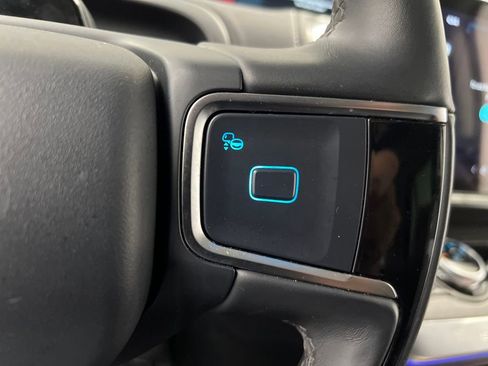 Used 2025 Ford Expedition Platinum image 29