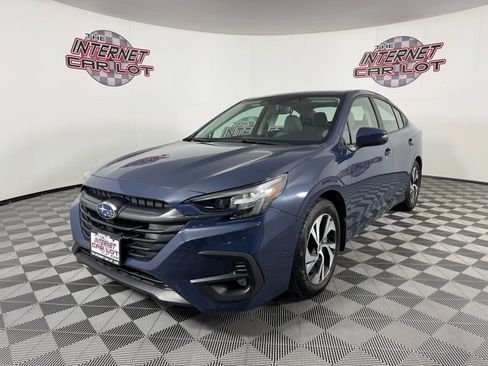 Used 2024 Subaru Legacy Premium image 3